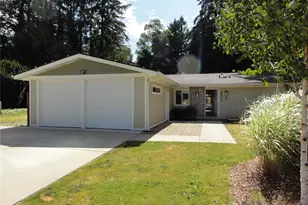 4911 64th Ave W, University Place, WA 98467 - Photo 2