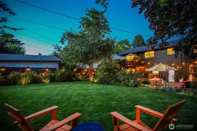 8837 34th Avenue SW, Seattle, WA 98126 - Photo 36