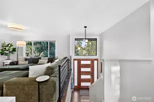 8837 34th Ave SW, Seattle, WA 98126 - Photo 4