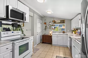 3827 High St, Everett, WA 98201 - Photo 12