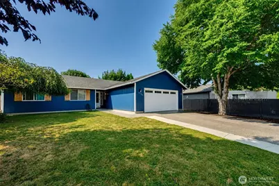 2129 Dahlia Street, Woodland, WA 98674 - Photo 2