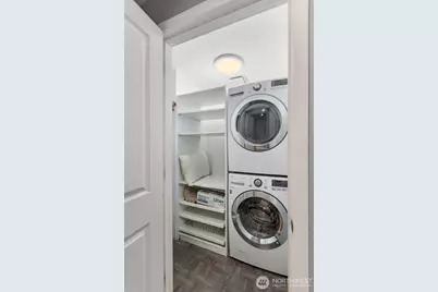 150 Melrose Avenue E #504, Seattle, WA 98102 - Photo 22