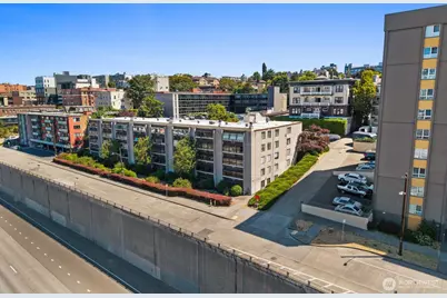 150 Melrose Avenue E #504, Seattle, WA 98102 - Photo 1