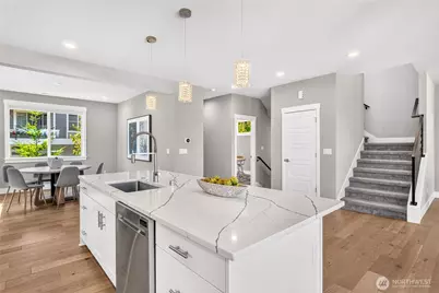 17051 8th Avenue NE, Shoreline, WA 98155 - Photo 10