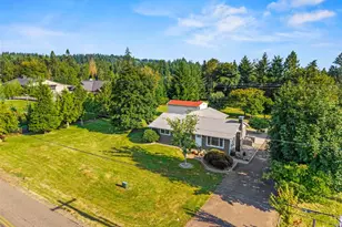 202 Waters Rd, Castle Rock, WA 98611 - Photo 16