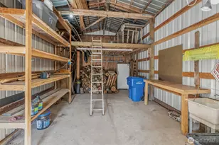 202 Waters Rd, Castle Rock, WA 98611 - Photo 10