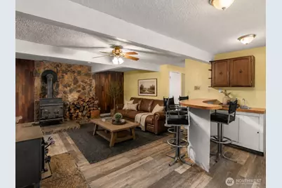 805 Valley View Way, Aberdeen, WA 98520 - Photo 14