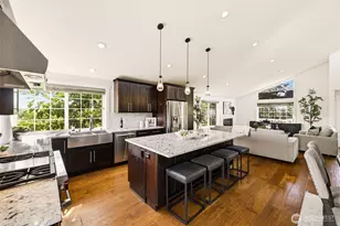 505 NE 78th St, Seattle, WA 98115 - Photo 6