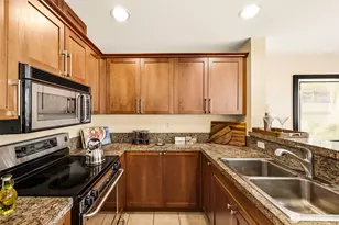 120 1st Ave W, Seattle, WA 98119 - Photo 8