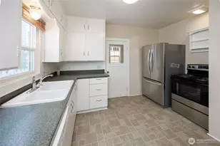 521 Ave C, Snohomish, WA 98290 - Photo 12