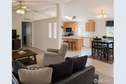 81 Morrow Street, Endicott, WA 99125 - Photo 2