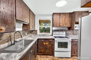 804 Crescent Dr, Grandview, WA 98930 - Photo 8