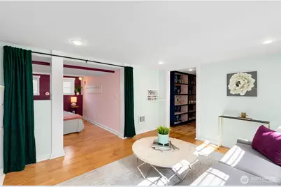 410 N 46th Street, Seattle, WA 98103 - Photo 22