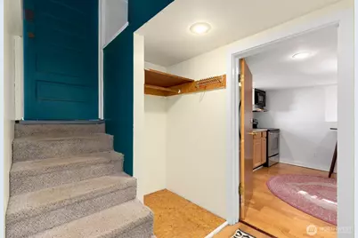 410 N 46th Street, Seattle, WA 98103 - Photo 18