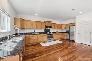 23031 27th Dr SE, Bothell, WA 98021 - Photo 14