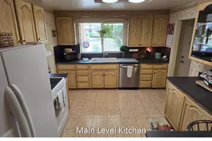 224 S 166th St, Burien, WA 98148 - Photo 8