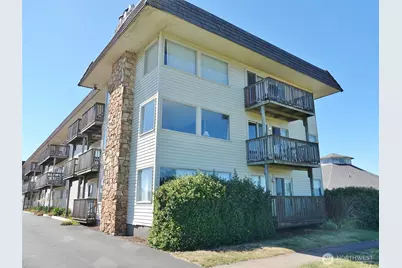 615 Ocean Shores Boulevard NW #201, Ocean Shores, WA 98569 - Photo 4