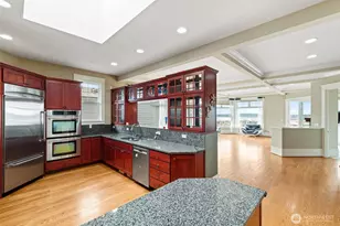 1518 S 5th Pl, Renton, WA 98057 - Photo 4