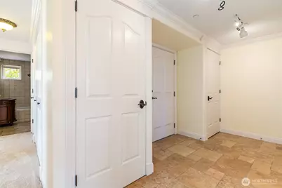1301 W Holly Street #302, Bellingham, WA 98225 - Photo 4