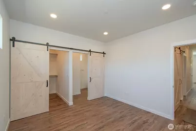 1911 W 10th St, Port Angeles, WA 98363 - Photo 24