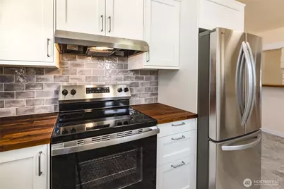 650 Argyle Avenue, Friday Harbor, WA 98250 - Photo 16