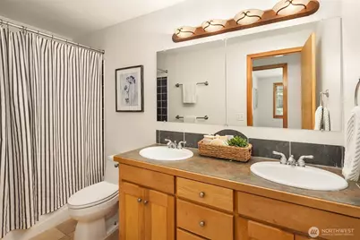 924 179th Court NE, Bellevue, WA 98008 - Photo 18