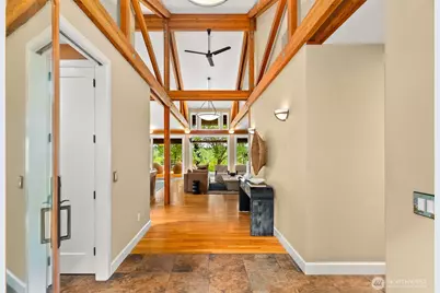 6037 Swayne Drive NE, Olympia, WA 98516 - Photo 4