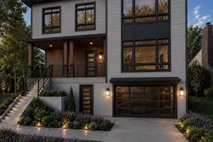 2545 36th Ave W, Seattle, WA 98199 - Photo 2