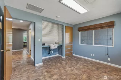 135 Victoria Street, Longview, WA 98632 - Photo 18