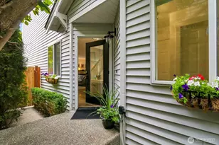 7023 Autumn Ave SE, Snoqualmie, WA 98065 - Photo 2
