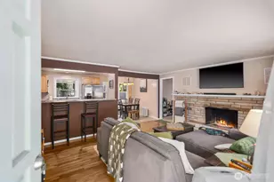 10301 NE 136th Pl, Kirkland, WA 98034 - Photo 4