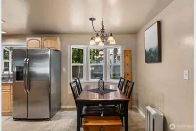 10301 NE 136th Place, Kirkland, WA 98034 - Photo 12