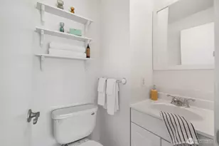 632 13th Ave E, Seattle, WA 98102 - Photo 22