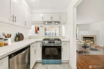 21327 76th Avenue W #B6, Edmonds, WA 98026 - Photo 6
