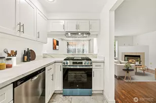 21327 76th Ave W, Edmonds, WA 98026 - Photo 6