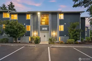 4641 W Lake Sammamish Parkway SE, Issaquah, WA 98027 - Photo 2