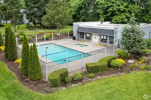 4641 W Lake Sammamish Parkway SE, Issaquah, WA 98027 - Photo 34