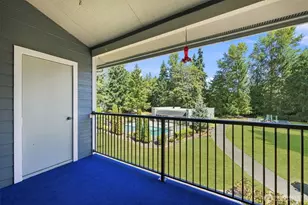 4641 W Lake Sammamish Parkway SE, Issaquah, WA 98027 - Photo 32
