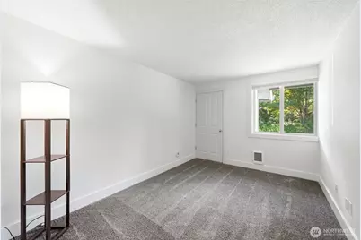4641 W Lake Sammamish Parkway SE #F305, Issaquah, WA 98027 - Photo 26