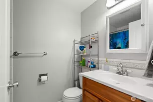 7409 207th Ave E, Bonney Lake, WA 98391 - Photo 10