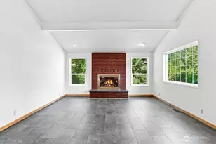 1011 NW 405th St, Woodland, WA 98674 - Photo 8