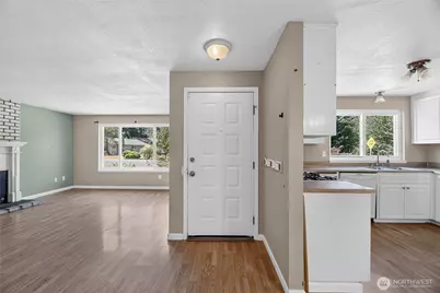 12917 55th Avenue SE, Everett, WA 98208 - Photo 2