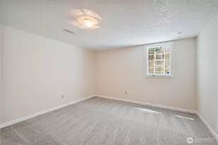 1327 18th Ave, Longview, WA 98632 - Photo 28