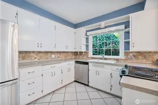 1327 18th Ave, Longview, WA 98632 - Photo 12