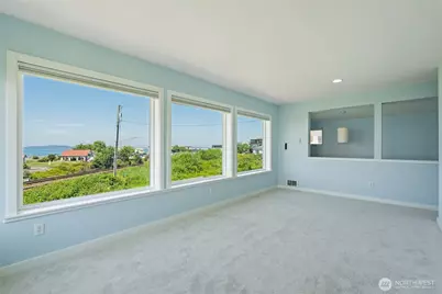 303 Church Avenue, Mukilteo, WA 98275 - Photo 16