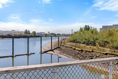 1445 S Cloverdale Street, Seattle, WA 98108 - Photo 22