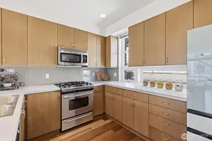 15175 NE 81st Way, Redmond, WA 98052 - Photo 16