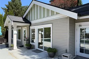 11309 NE 128th St, Kirkland, WA 98034 - Photo 22