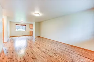 22415 95th Ave SE, Woodinville, WA 98077 - Photo 10