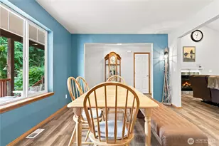 4782 NW Grover Ln, Bremerton, WA 98312 - Photo 8